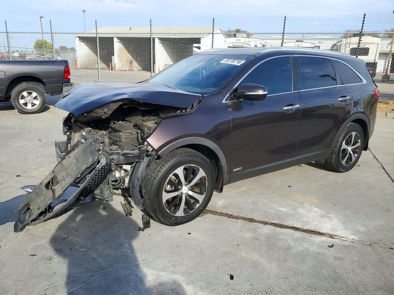 2016 KIA SORENTO EX | 5XYPHDA1XGG042038 | UPCARS
