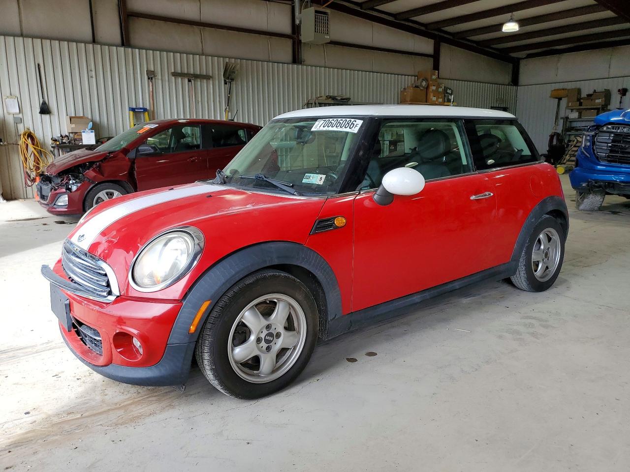 2011 MINI COOPER | WMWSU3C51BT182019 | UPCARS