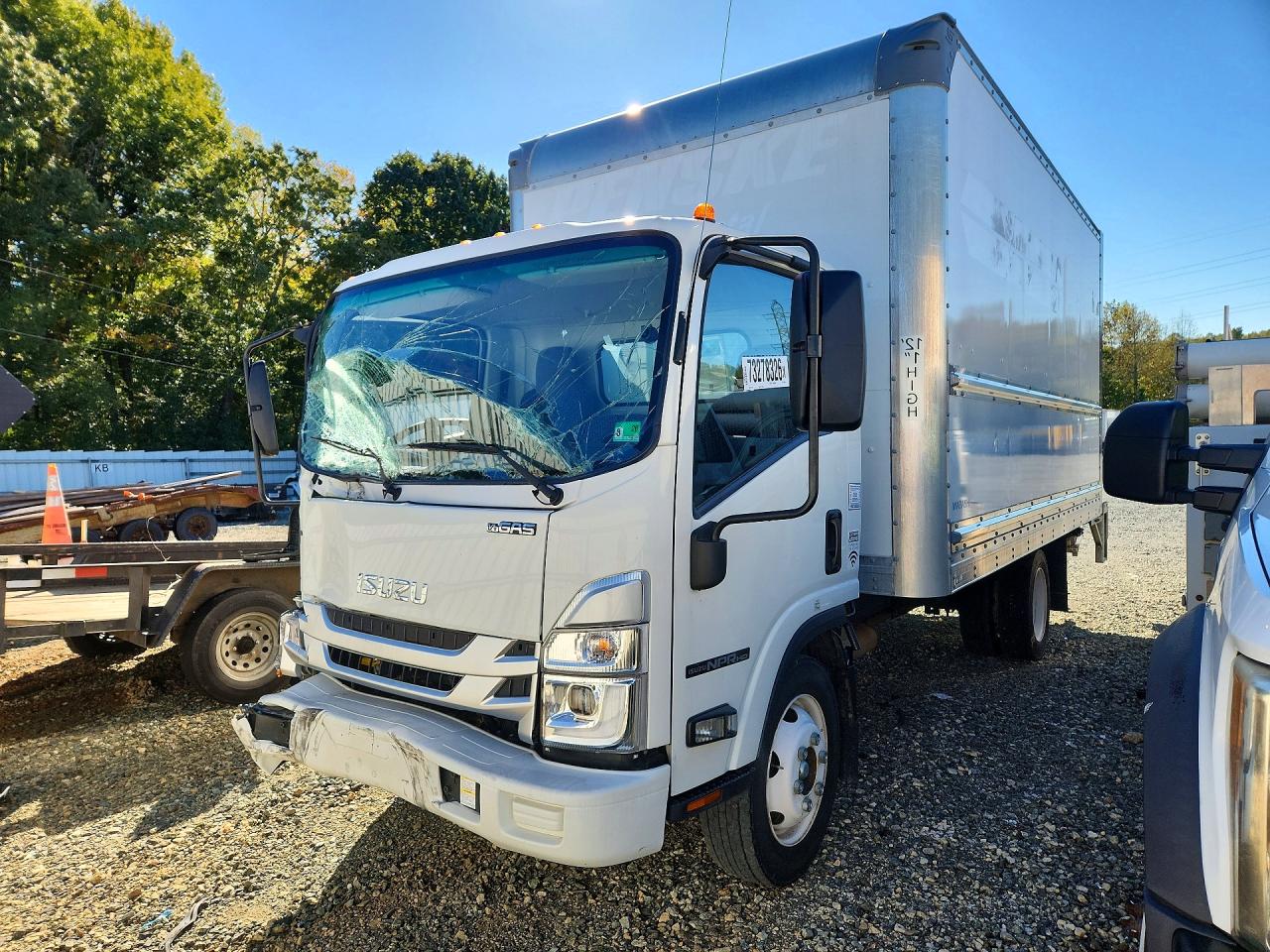 2024 ISUZU NPR BOX TRUCK | 54DC4W1D0RS215350 | UPCARS