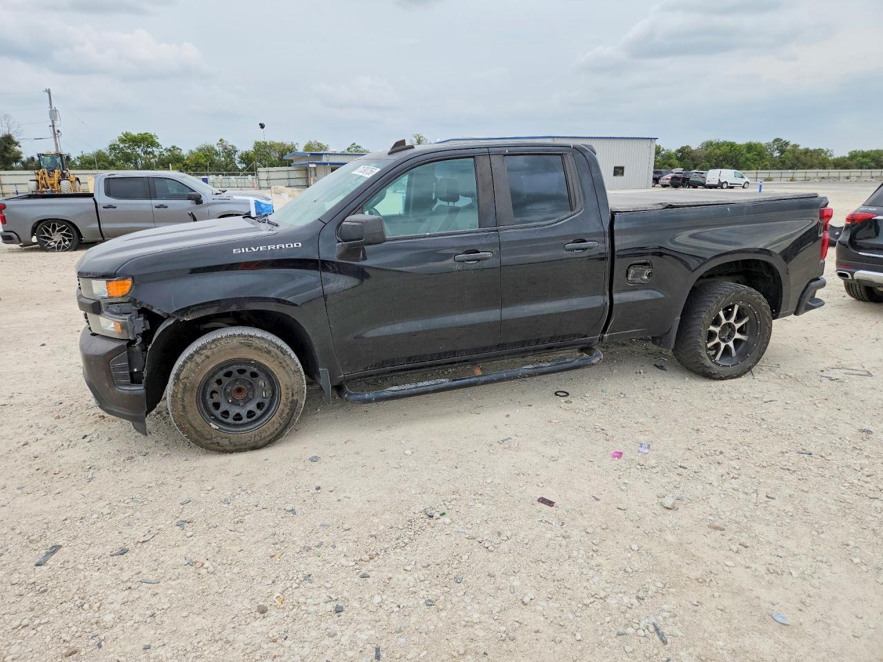 2019 CHEVROLET SILVERADO C1500 | 1GCRWAEH3KZ396417 | UPCARS