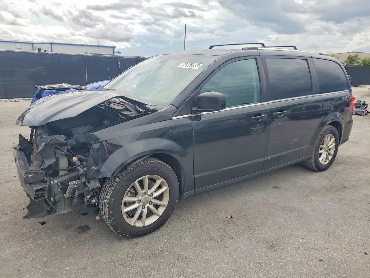 2018 DODGE CARAVAN SXT | 2C4RDGCGXJR342706 | UPCARS