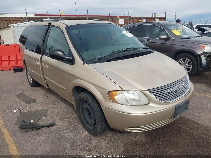 2001 CHRYSLER TOWN & COUNTRY LX | 2C8GP44371R275974 | UPCARS
