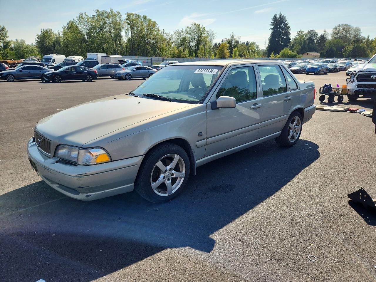 2000 VOLVO S70 BASE | YV1LS61J0Y2663855 | UPCARS