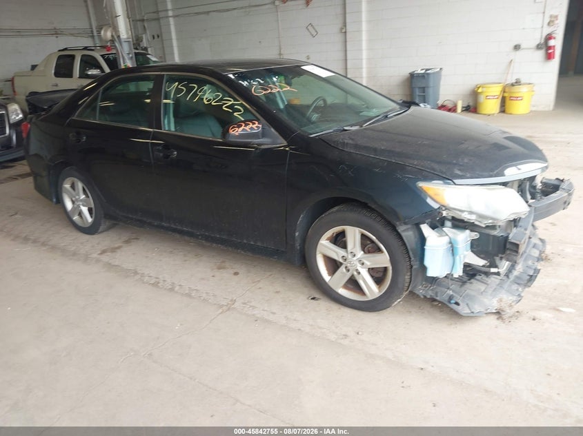 2014 TOYOTA CAMRY SE | 4T1BF1FK4EU856452 | UPCARS