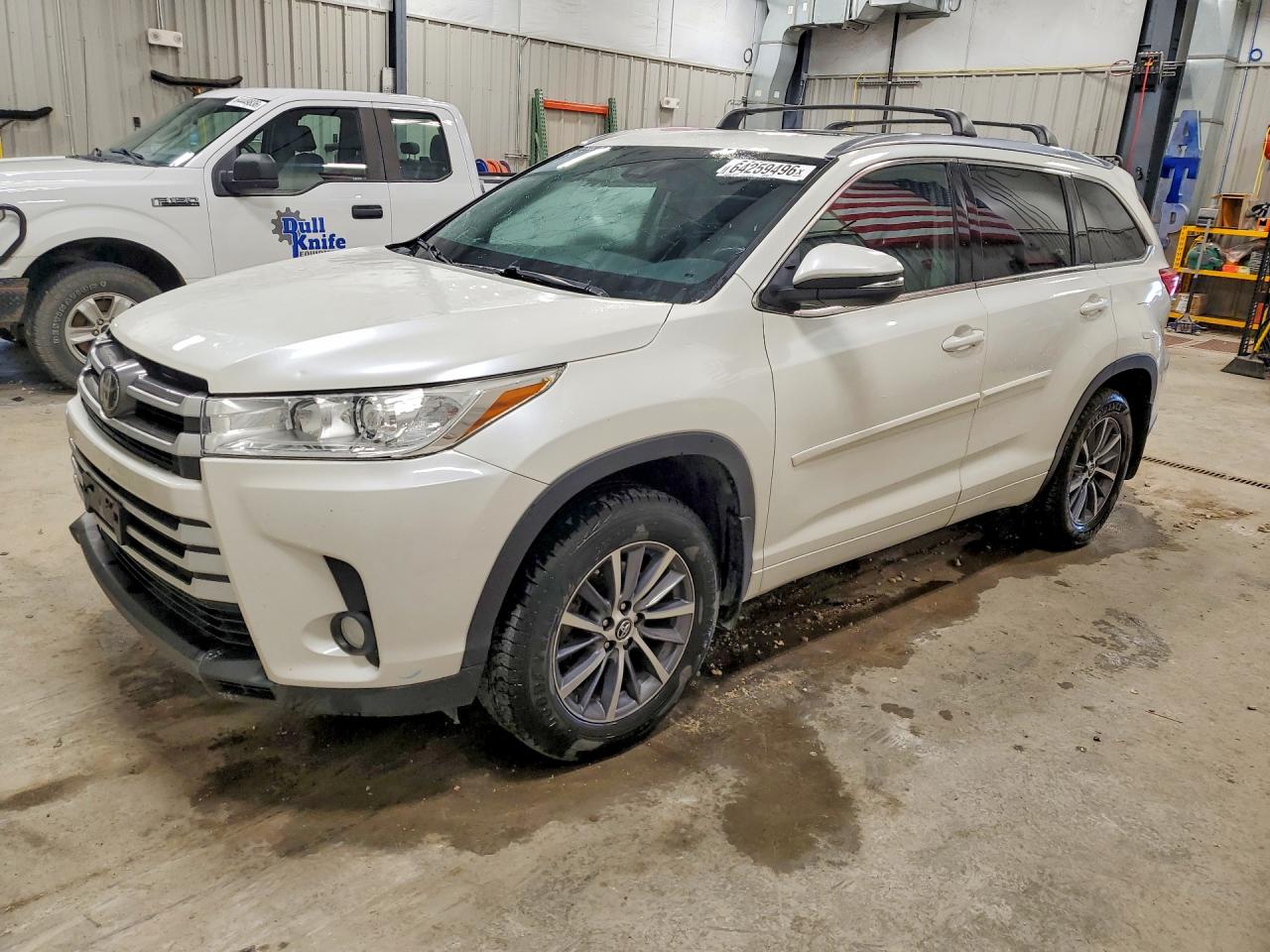 2018 TOYOTA HIGHLANDER XLE | 5TDJZRFH5JS857862 | UPCARS
