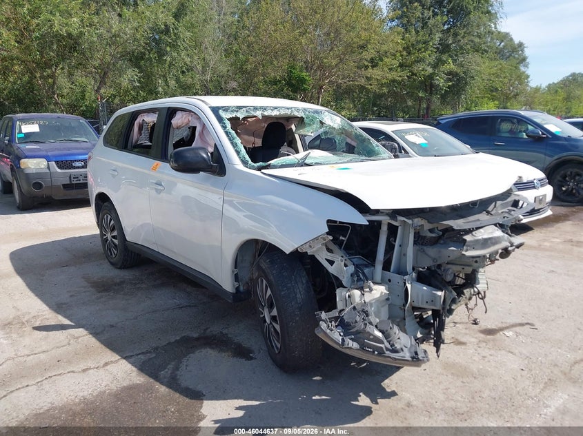 2014 MITSUBISHI OUTLANDER ES | JA4AD2A3XEZ013803 | UPCARS