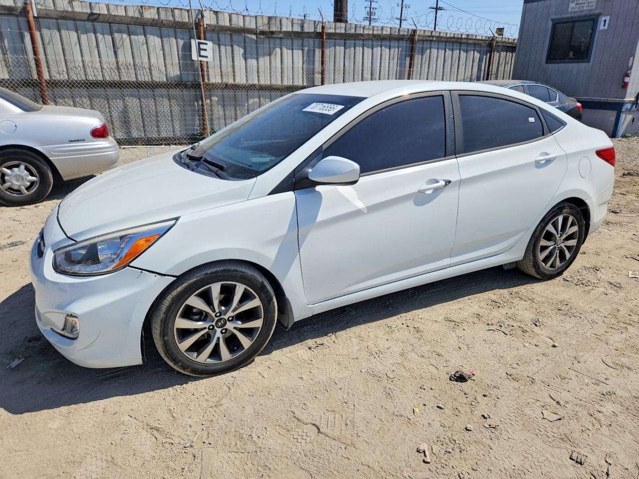 2015 HYUNDAI ACCENT GLS | KMHCU4AE3FU805359 | UPCARS