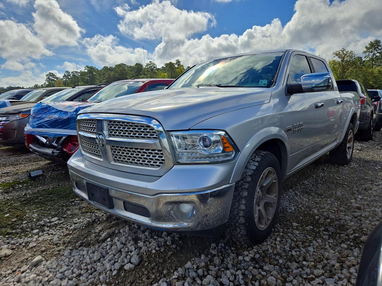 2015 RAM 1500 LARAMIE | 1C6RR7NT8FS747598 | UPCARS