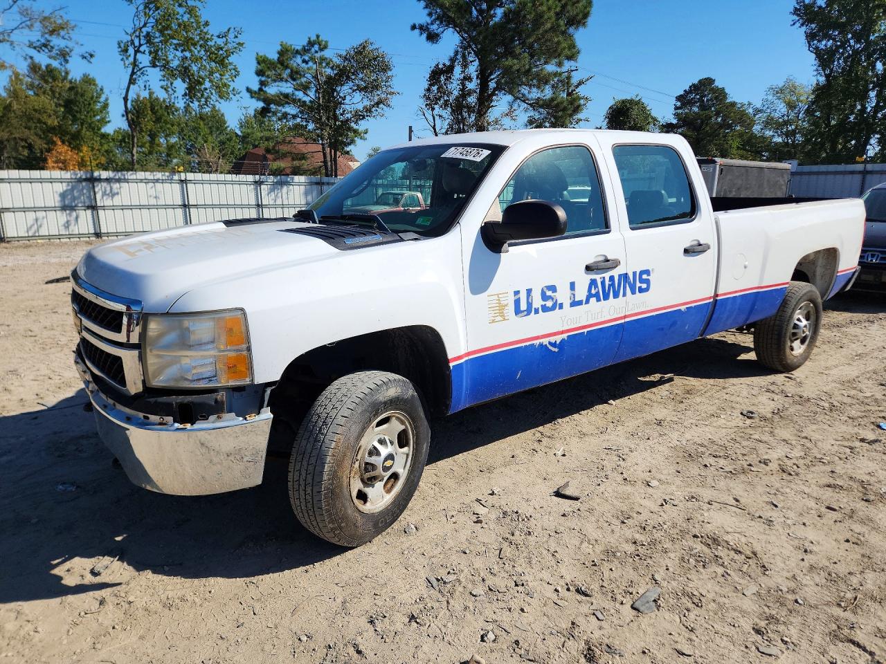 2011 CHEVROLET SILVERADO C2500 HEAVY DUTY | 1GC1CVCGXBF147329 | UPCARS