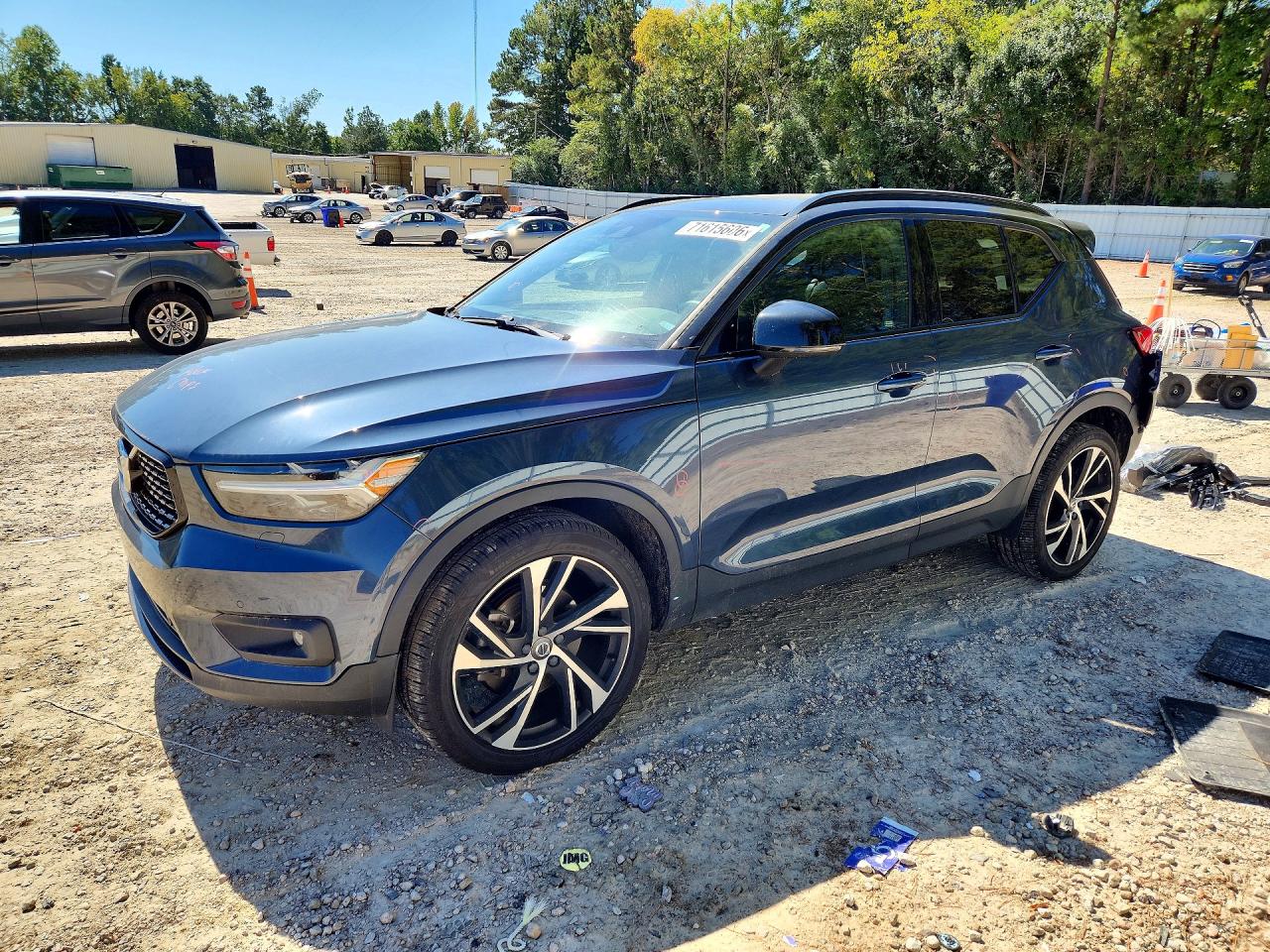 2022 VOLVO XC40 T5 R-DESIGN | YV4162UM2N2650632 | UPCARS