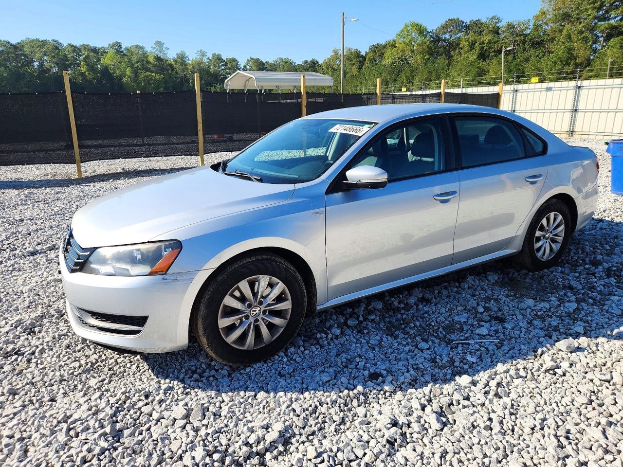 2015 VOLKSWAGEN PASSAT S | 1VWAT7A32FC074523 | UPCARS