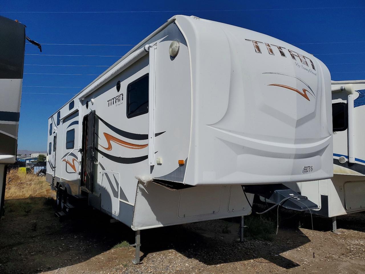 2010 SUNNY BROOK TITAN SUNNYBROOK  CAMPER | 4UBBV0V38A1592007 | UPCARS