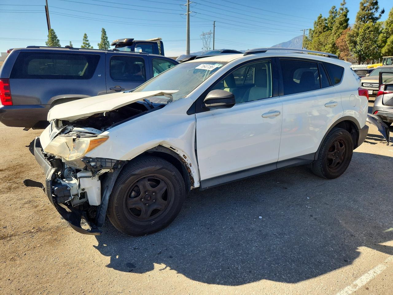 2015 TOYOTA RAV4 LE | JTMZFREVXFJ047375 | UPCARS
