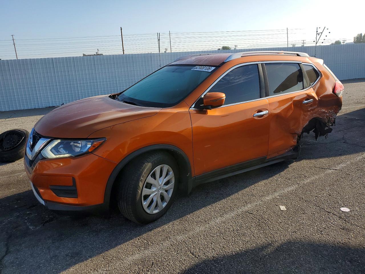 2017 NISSAN ROGUE S | JN8AT2MT8HW135302 | UPCARS