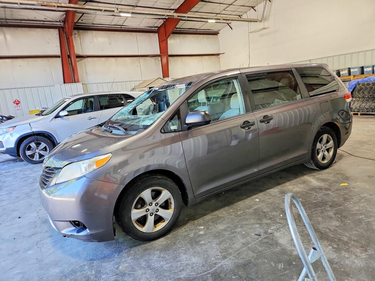 2012 TOYOTA SIENNA BASE 7-PASSENGER | 5TDZK3DC7CS187634 | UPCARS