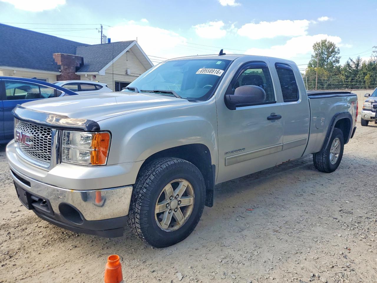 2011 GMC SIERRA K1500 SLE | 1GTR2VE37BZ394449 | UPCARS
