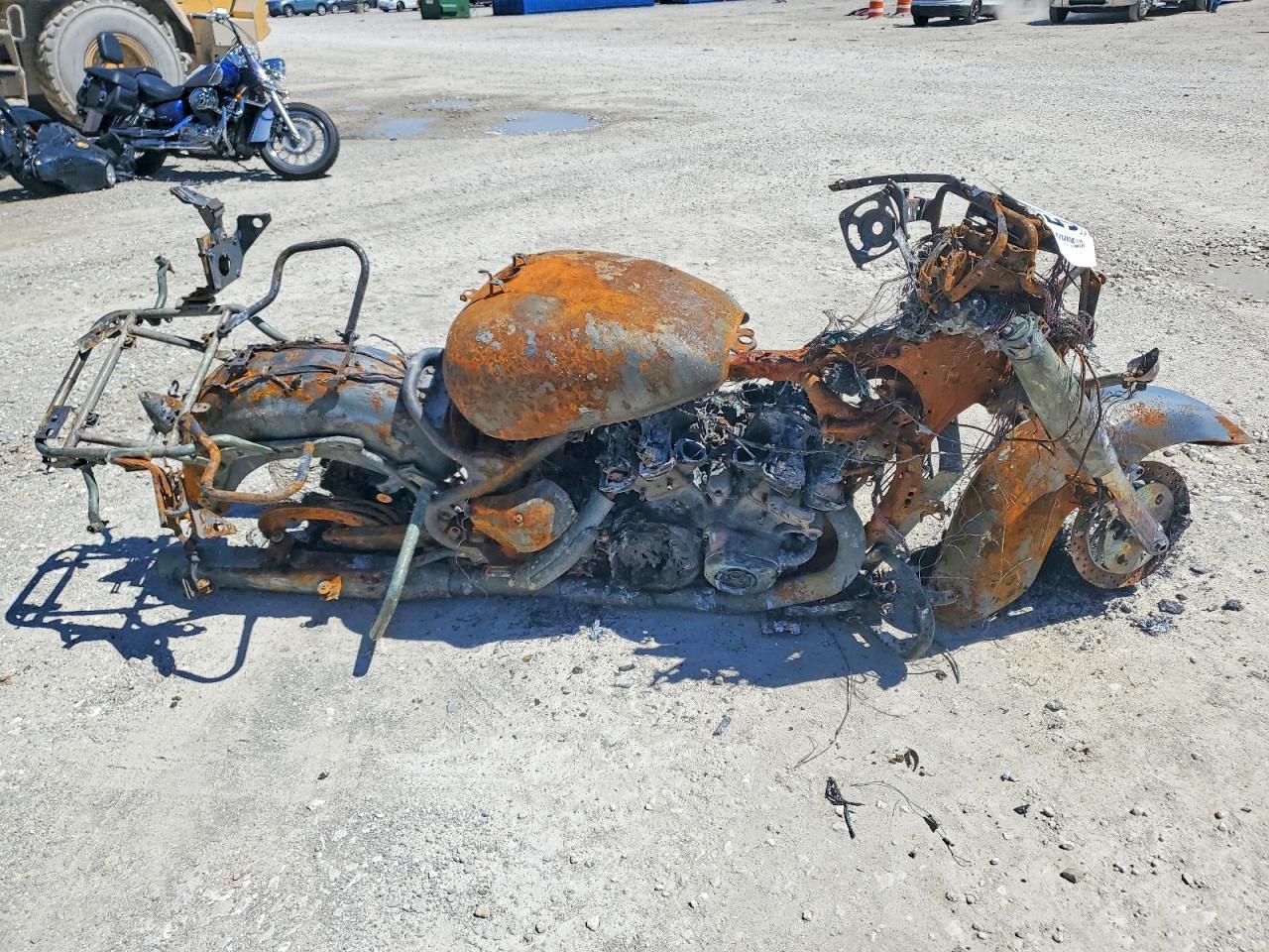 2004 YAMAHA XVZ13 TF | JYAVP04E64A007540 | UPCARS