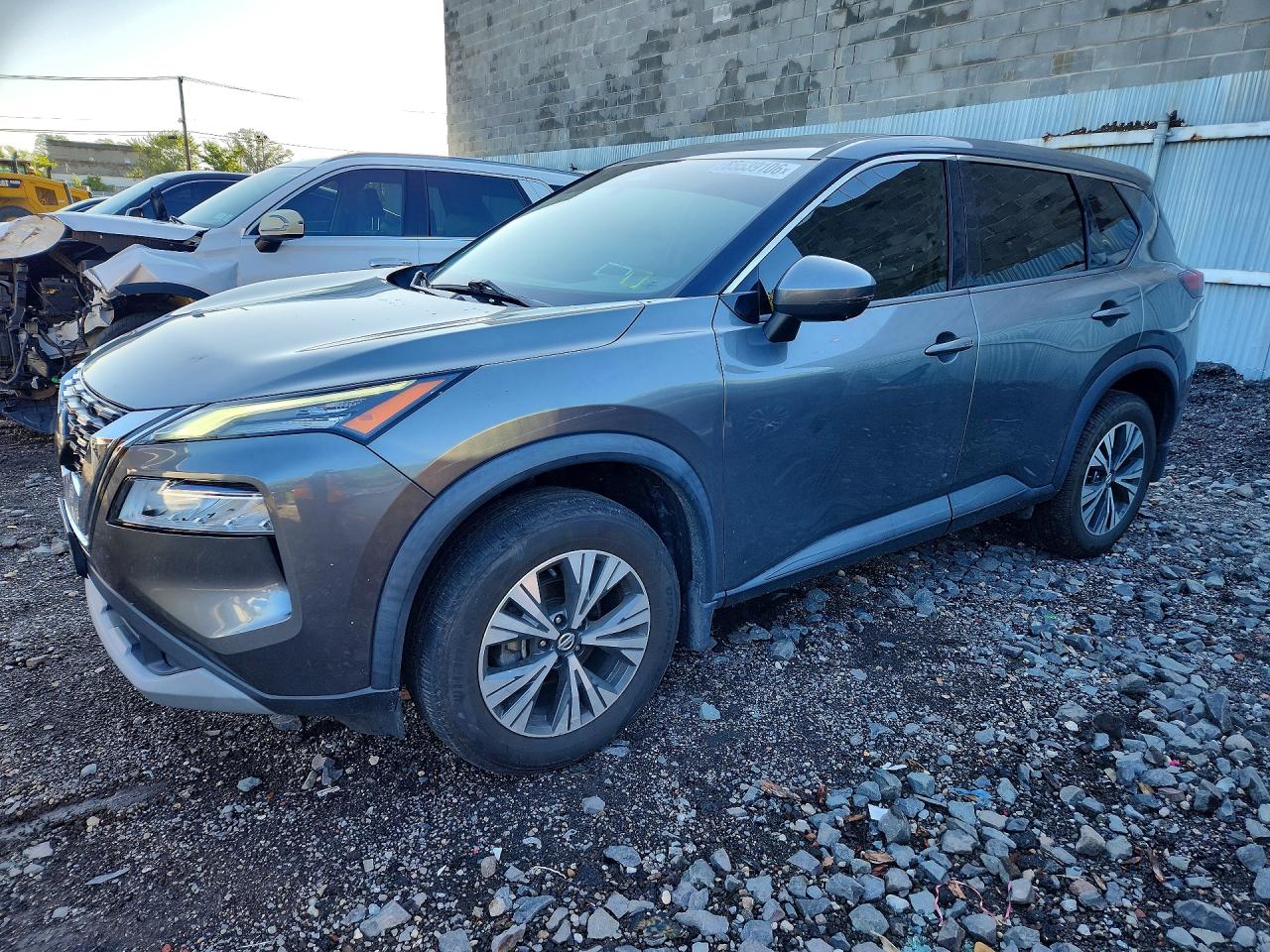 2021 NISSAN ROGUE SV | 5N1AT3BB4MC681565 | UPCARS