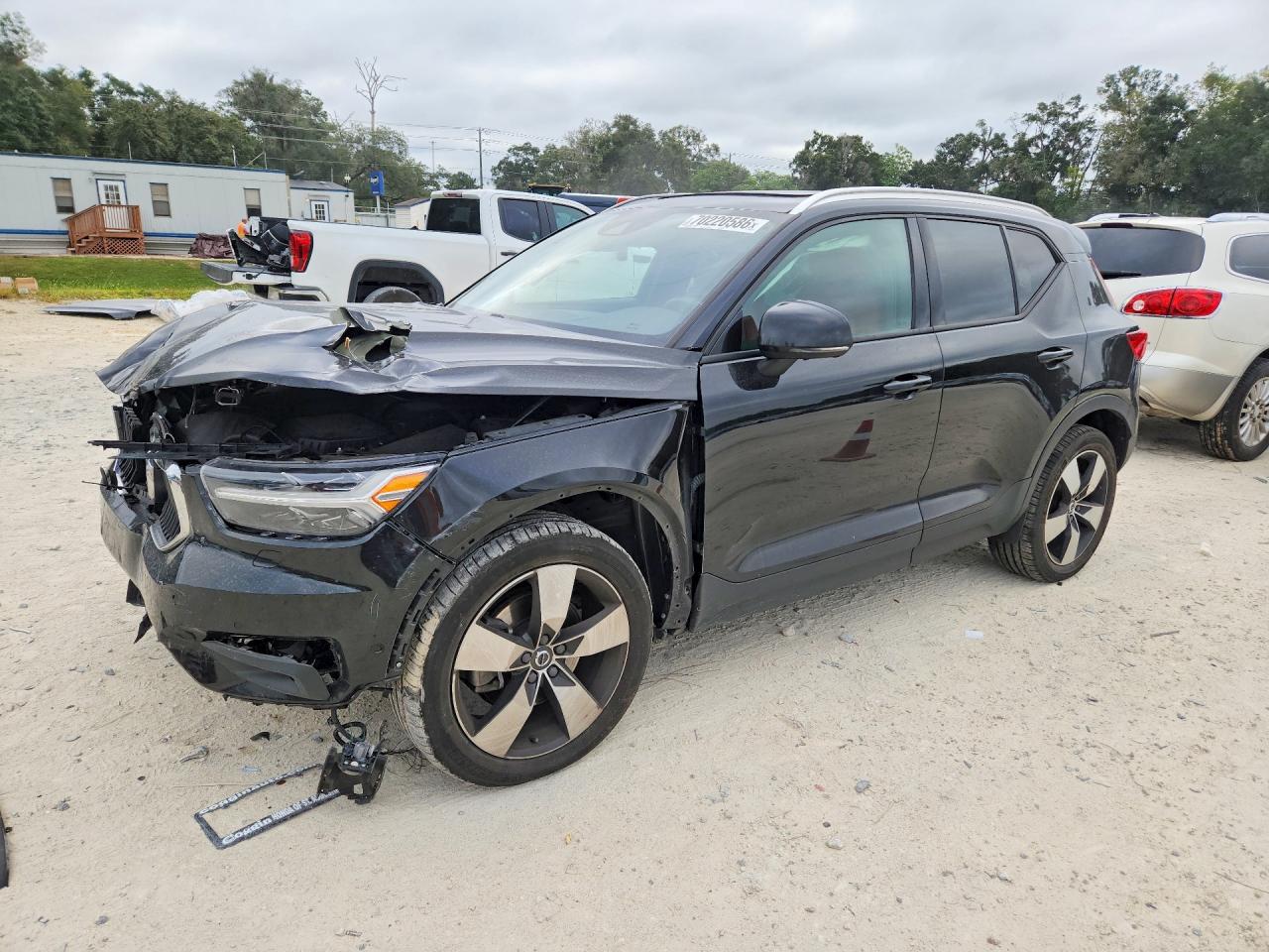 2019 VOLVO XC40 T5 MOMENTUM | YV4162XZ7K2007292 | UPCARS