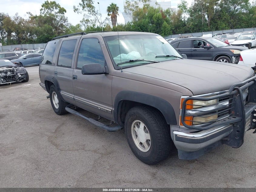 1997 CHEVROLET TAHOE LS | 1GNEC13R1VJ441271 | UPCARS
