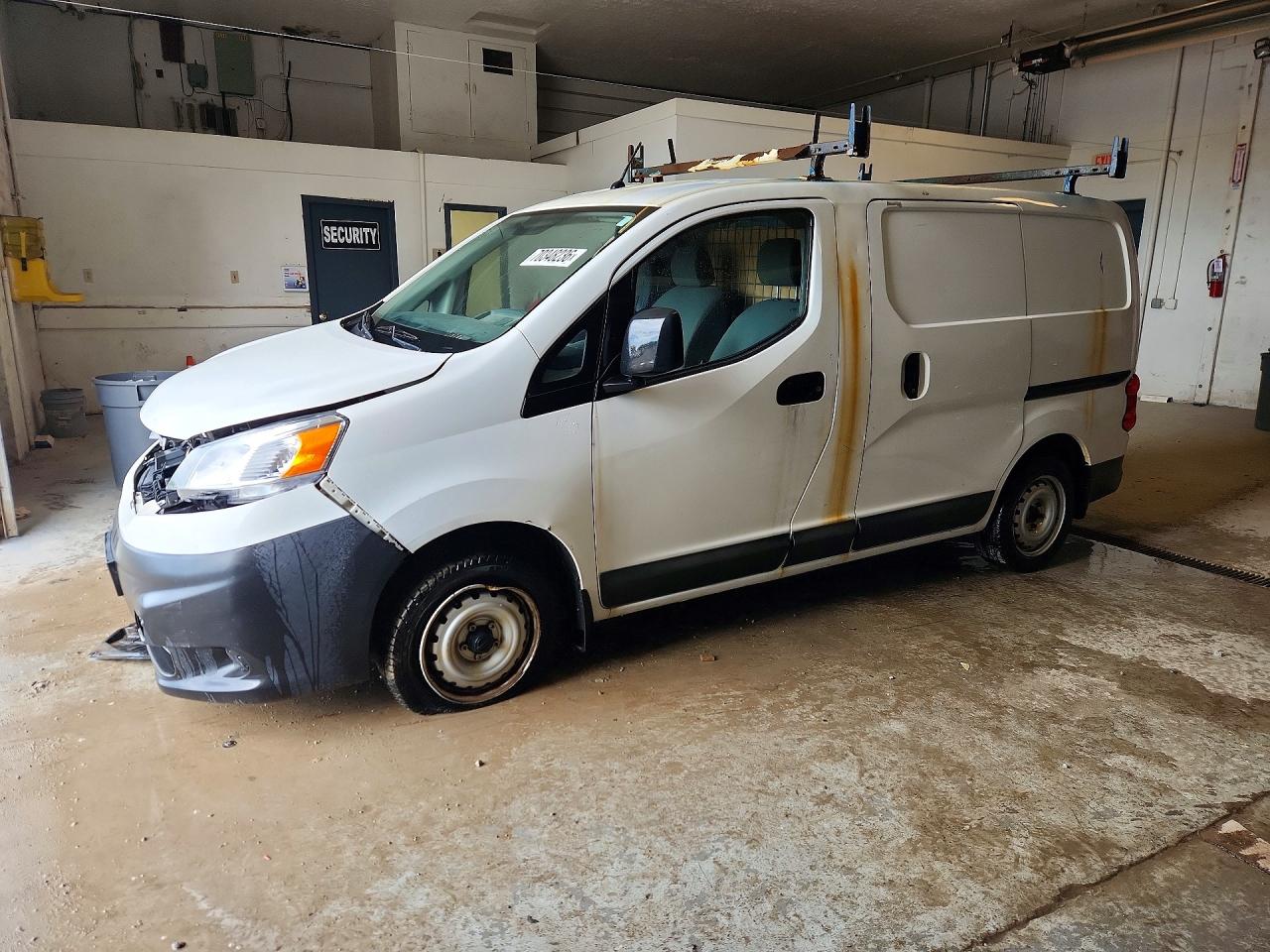 2018 NISSAN NV200 S | 3N6CM0KN4JK705238 | UPCARS
