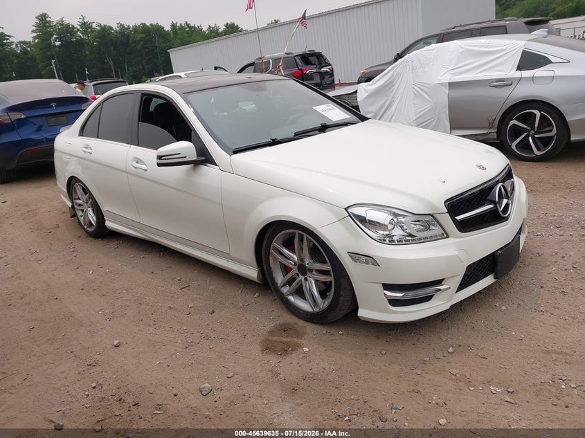 2012 MERCEDES-BENZ C 300 LUXURY 4MATIC/SPORT 4MATIC | WDDGF8BB3CA693743 | UPCARS