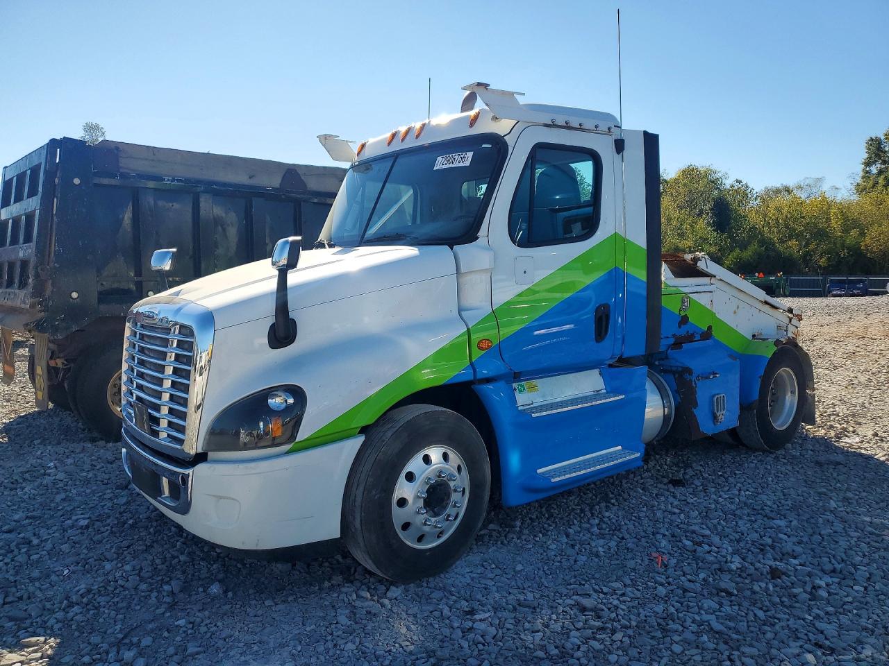 2017 FREIGHTLINER ALL OTHER CASCADIA 1 - SEMI TRUCK | 1FVAGDBG0HLJE1484 | UPCARS