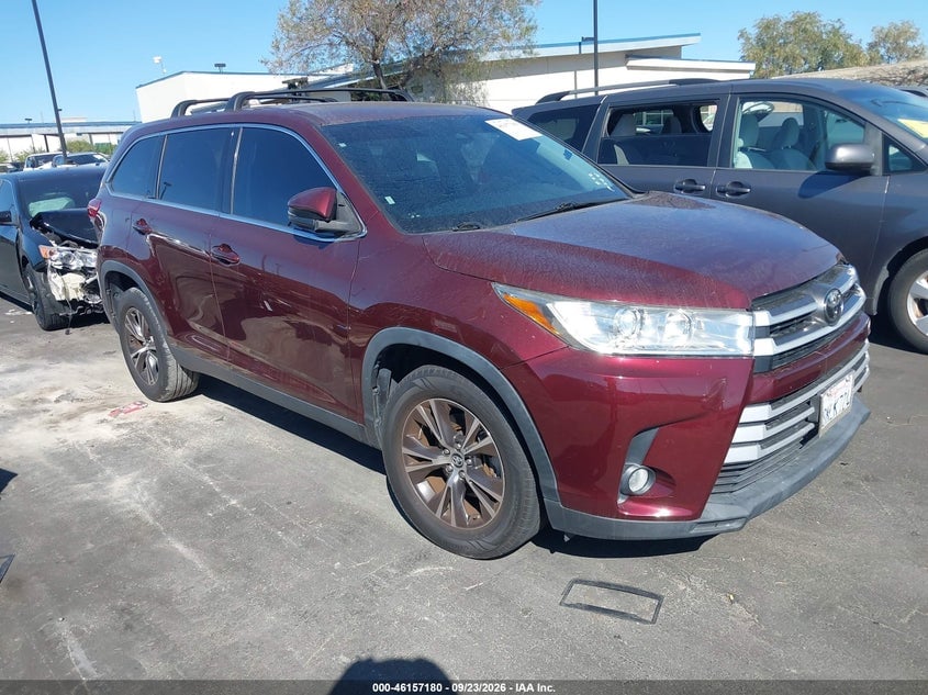 2019 TOYOTA HIGHLANDER LE PLUS | 5TDZZRFH8KS362866 | UPCARS