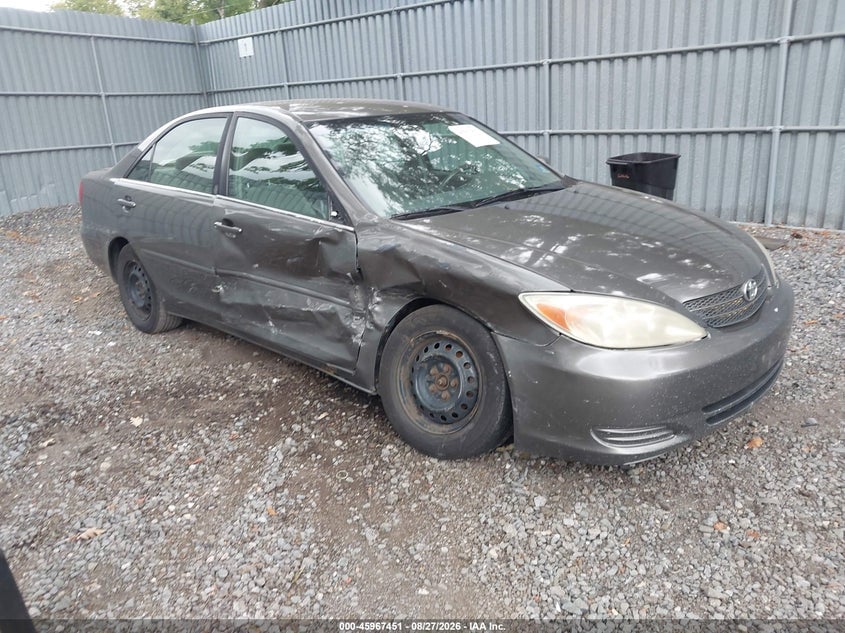2004 TOYOTA CAMRY LE/XLE/SE | 4T1BE32K94U877896 | UPCARS