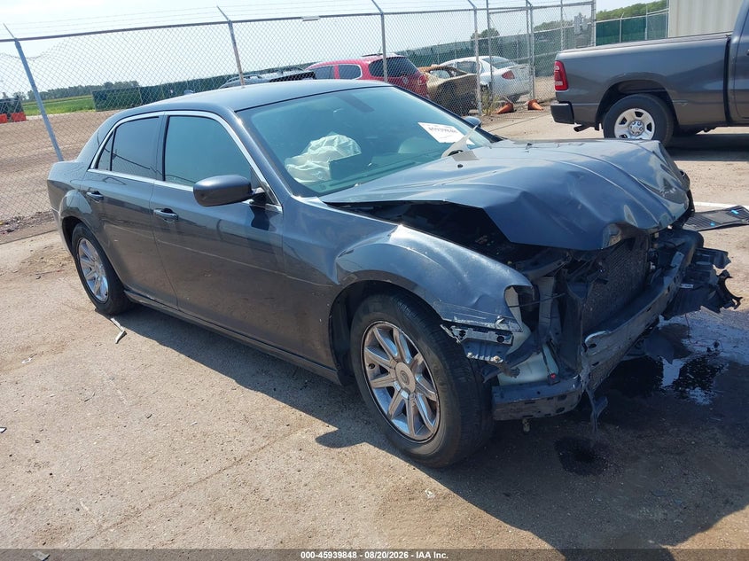 2016 CHRYSLER 300 LIMITED | 2C3CCAAG8GH295462 | UPCARS