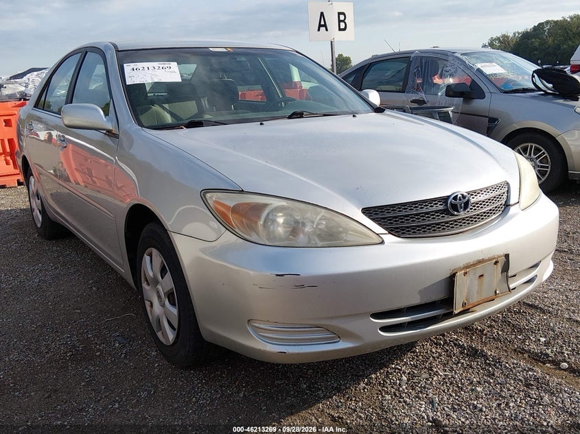 2002 TOYOTA CAMRY LE | 4T1BE32K32U564386 | UPCARS
