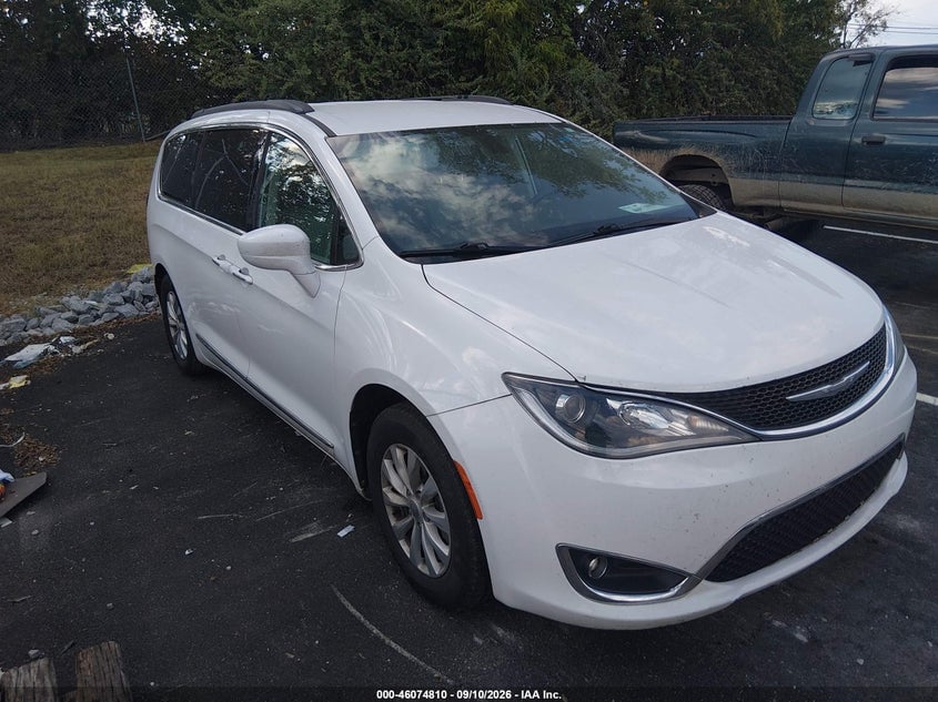 2017 CHRYSLER PACIFICA TOURING-L | 2C4RC1BG7HR533947 | UPCARS