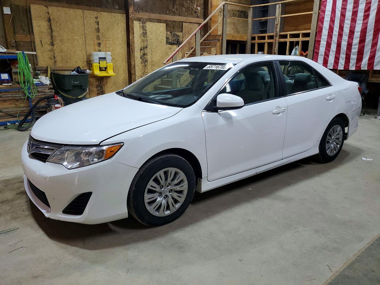 2014 TOYOTA CAMRY LE | 4T1BF1FKXEU433195 | UPCARS