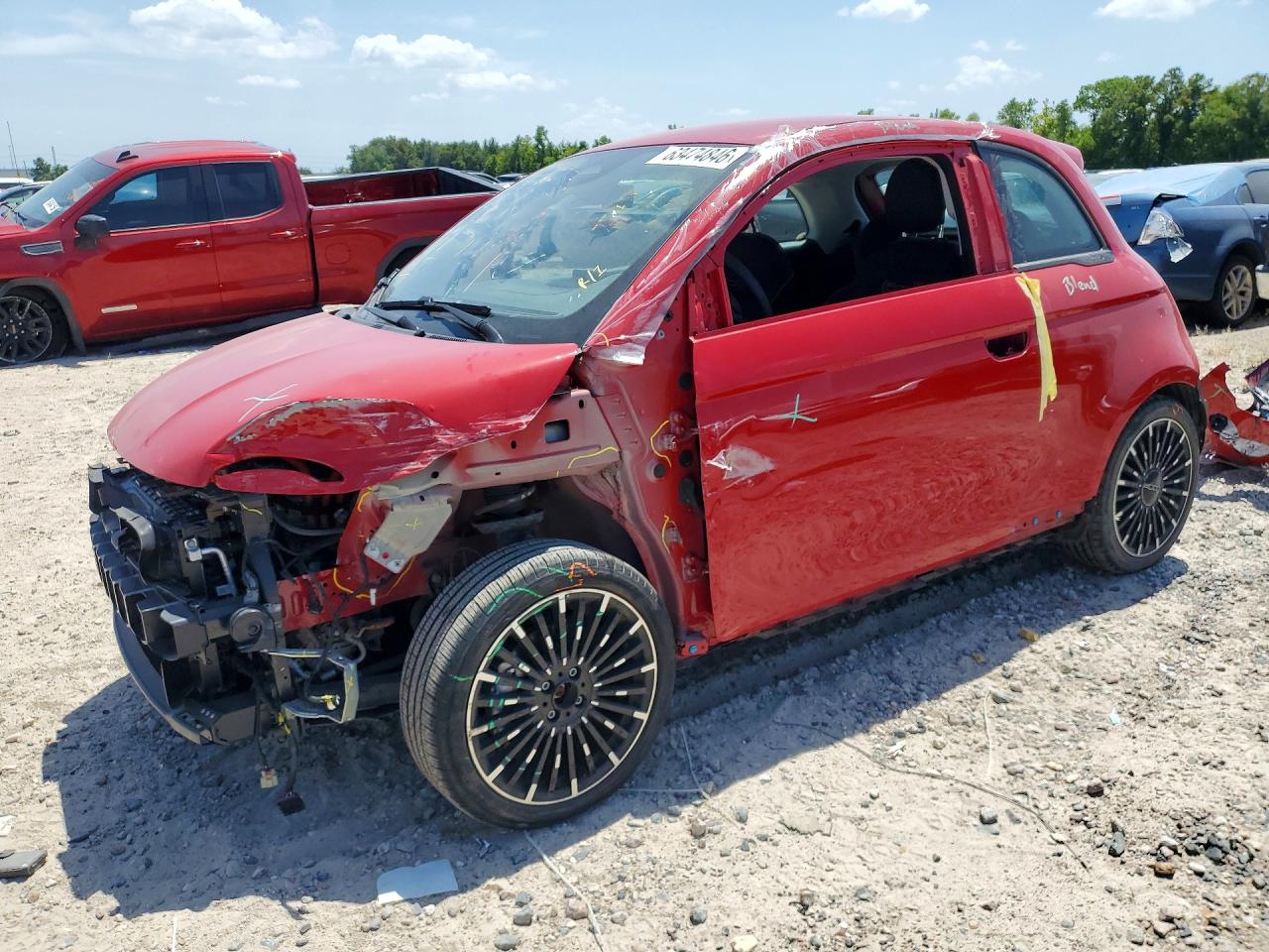 2024 FIAT 500 E RED | ZFAFFAA42RX205931 | UPCARS