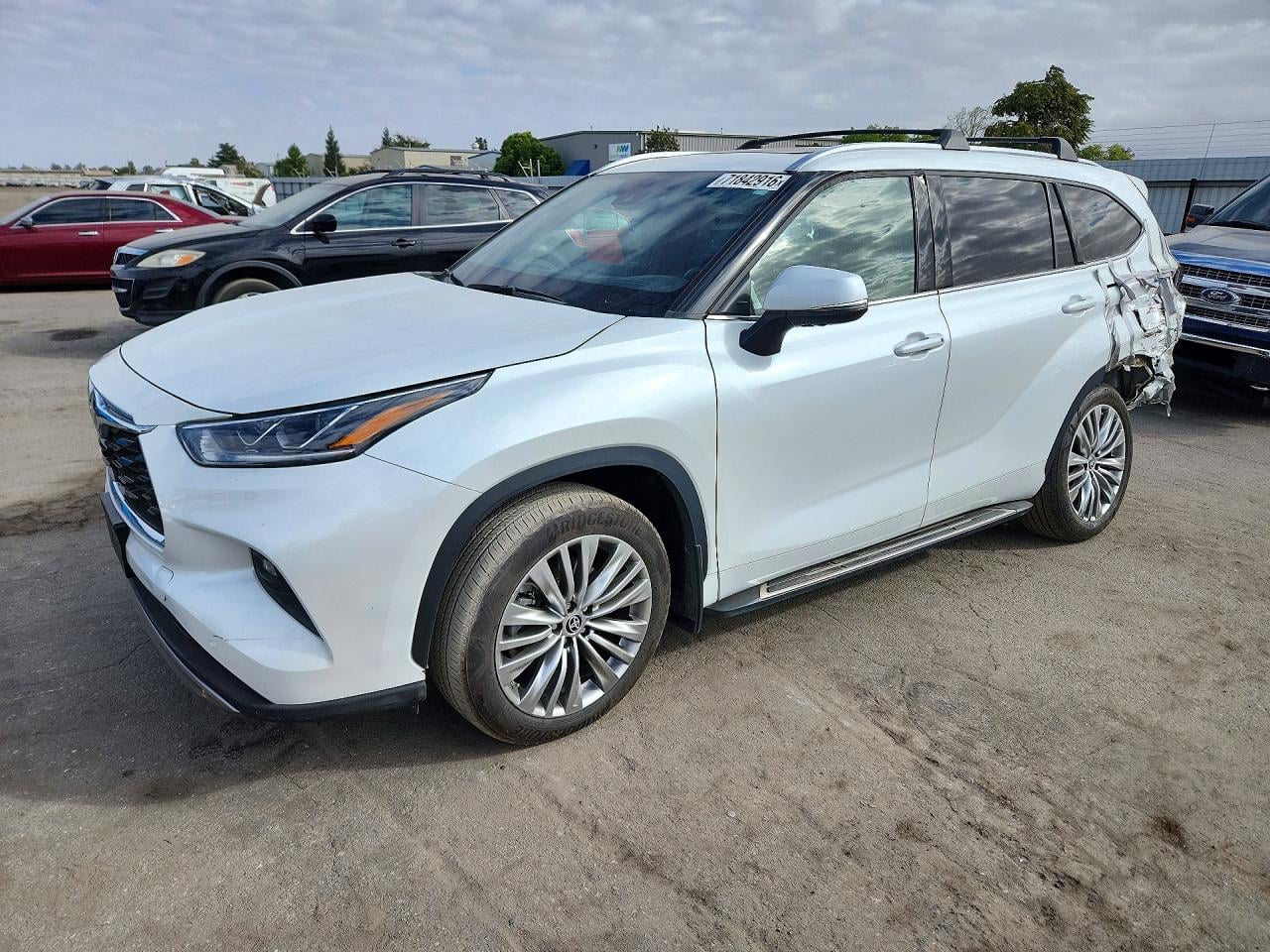 2022 TOYOTA HIGHLANDER PLATINUM | 5TDFZRAH5NS142275 | UPCARS