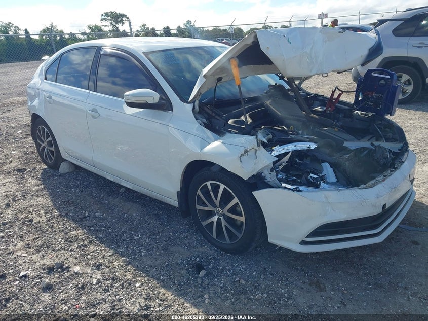 2017 VOLKSWAGEN JETTA 1.4T SE | 3VWDB7AJ6HM319825 | UPCARS