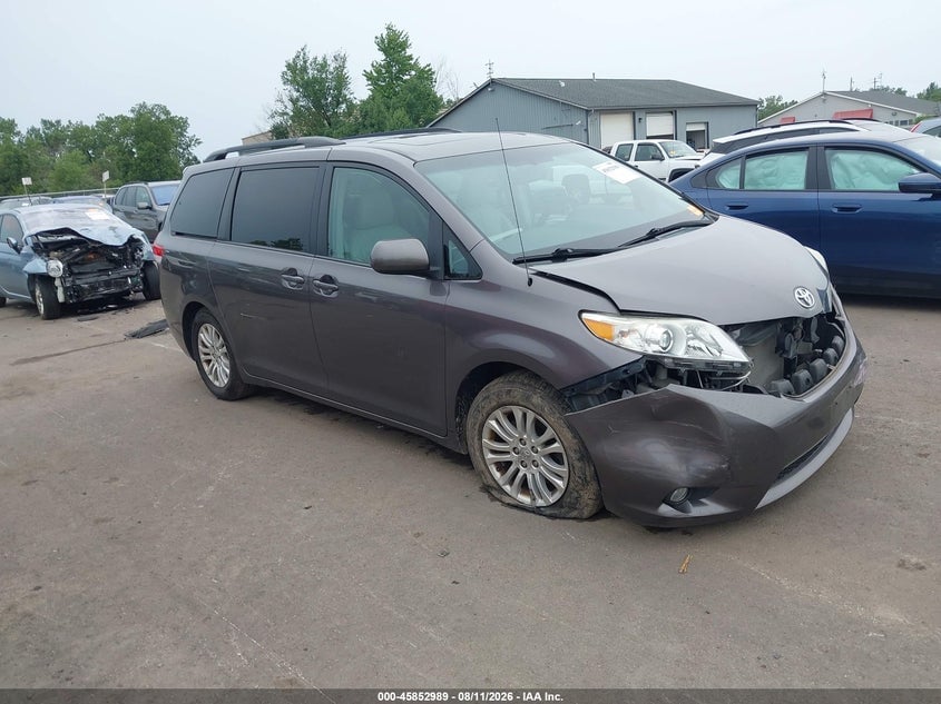 2012 TOYOTA SIENNA XLE V6 8 PASSENGER | 5TDYK3DC7CS266331 | UPCARS