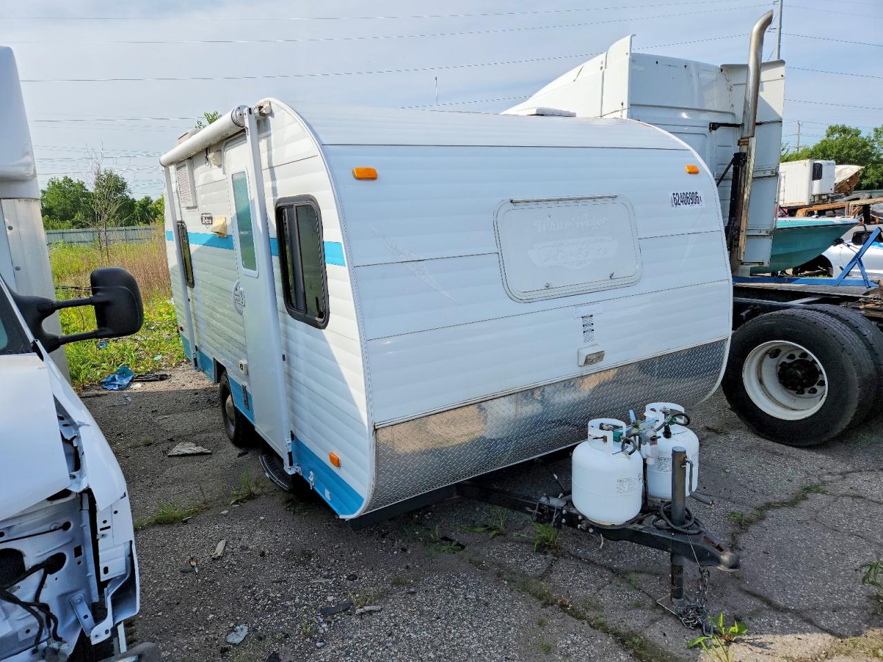 2015 WHITE WATER RECREATION RIVERSIDE WHITEWATER CAMPER | 1R9CC1811FL653205 | UPCARS