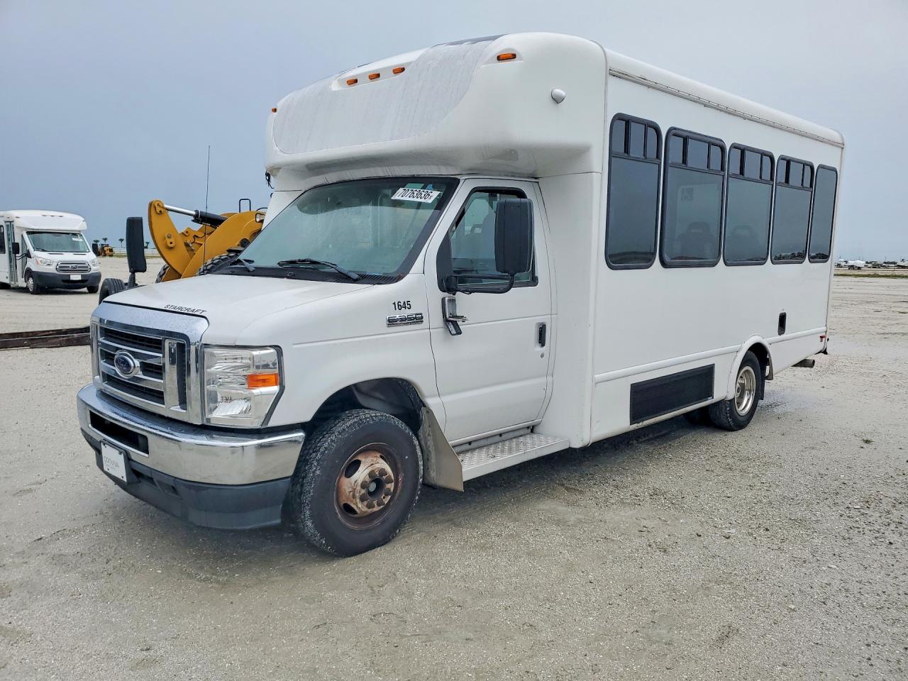 2021 FORD ECONOLINE SHUTTLE BUS | 1FDEE3FN0MDC10815 | UPCARS