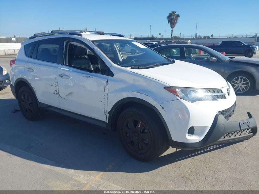 2015 TOYOTA RAV4 LE | JTMZFREVXFJ058201 | UPCARS