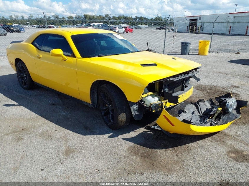 2017 DODGE CHALLENGER SXT | 2C3CDZAG5HH555569 | UPCARS