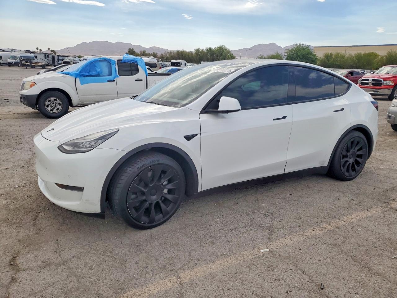2022 TESLA MODEL Y | 7SAYGAEE6NF316538 | UPCARS