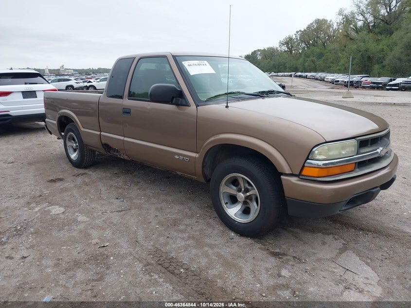 2002 CHEVROLET S-10 LS | 1GCCS195728245653 | UPCARS
