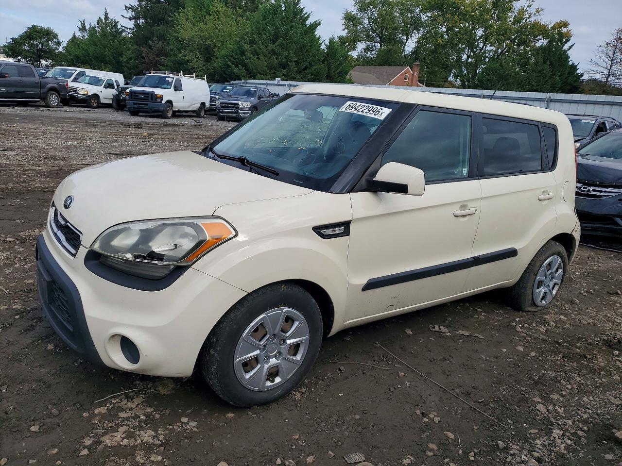 2013 KIA SOUL BASE | KNDJT2A5XD7529664 | UPCARS
