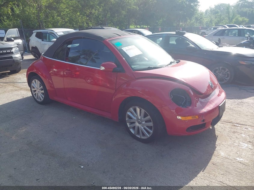 2008 VOLKSWAGEN NEW BEETLE SE | 3VWRF31Y88M412068 | UPCARS
