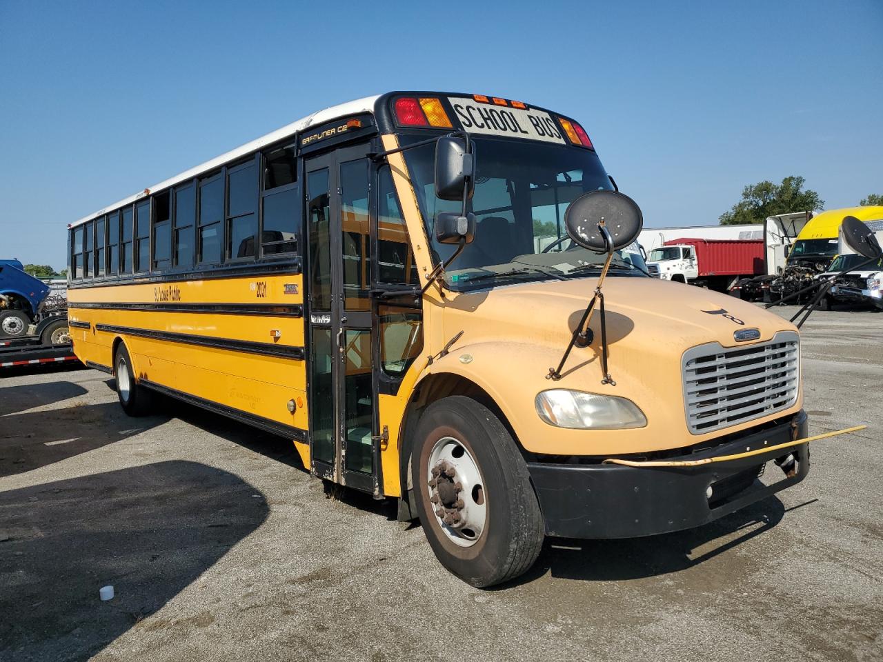 2009 FREIGHTLINER CHASSIS | 4UZABRDU89CAF2143 | UPCARS