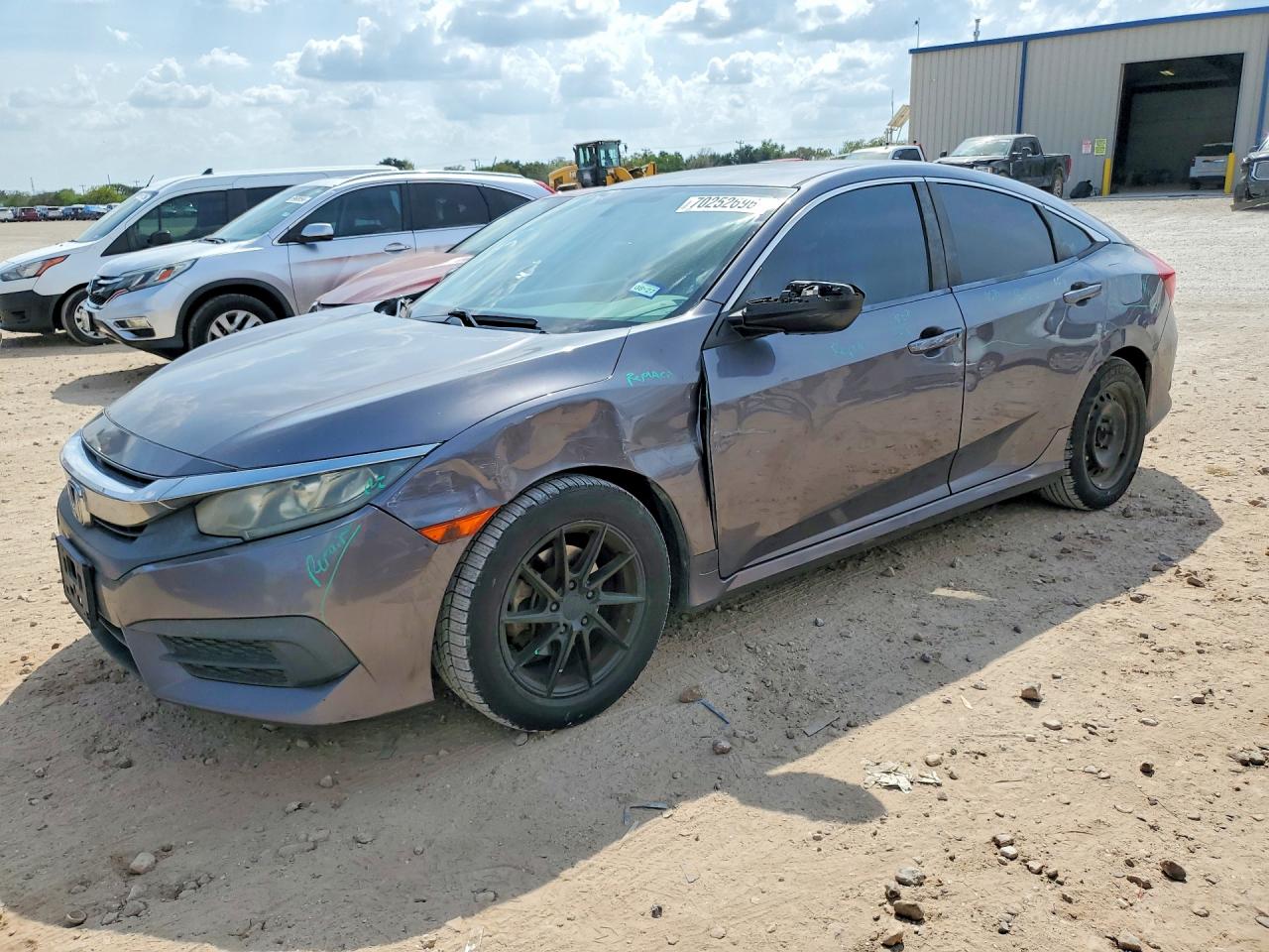 2016 HONDA CIVIC LX | 19XFC2F57GE007285 | UPCARS