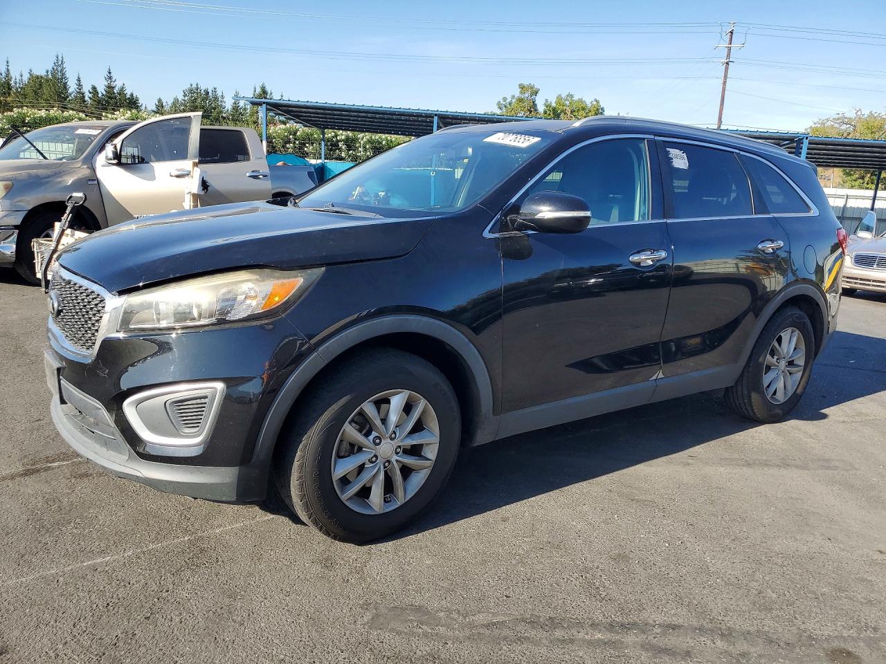 2017 KIA SORENTO LX V6 | 5XYPG4A52HG217941 | UPCARS