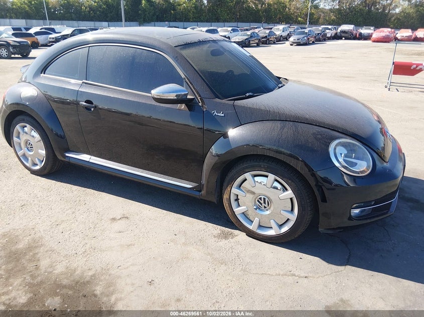 2013 VOLKSWAGEN BEETLE 2.0T FENDER EDITION | 3VWVT7AT1DM682126 | UPCARS