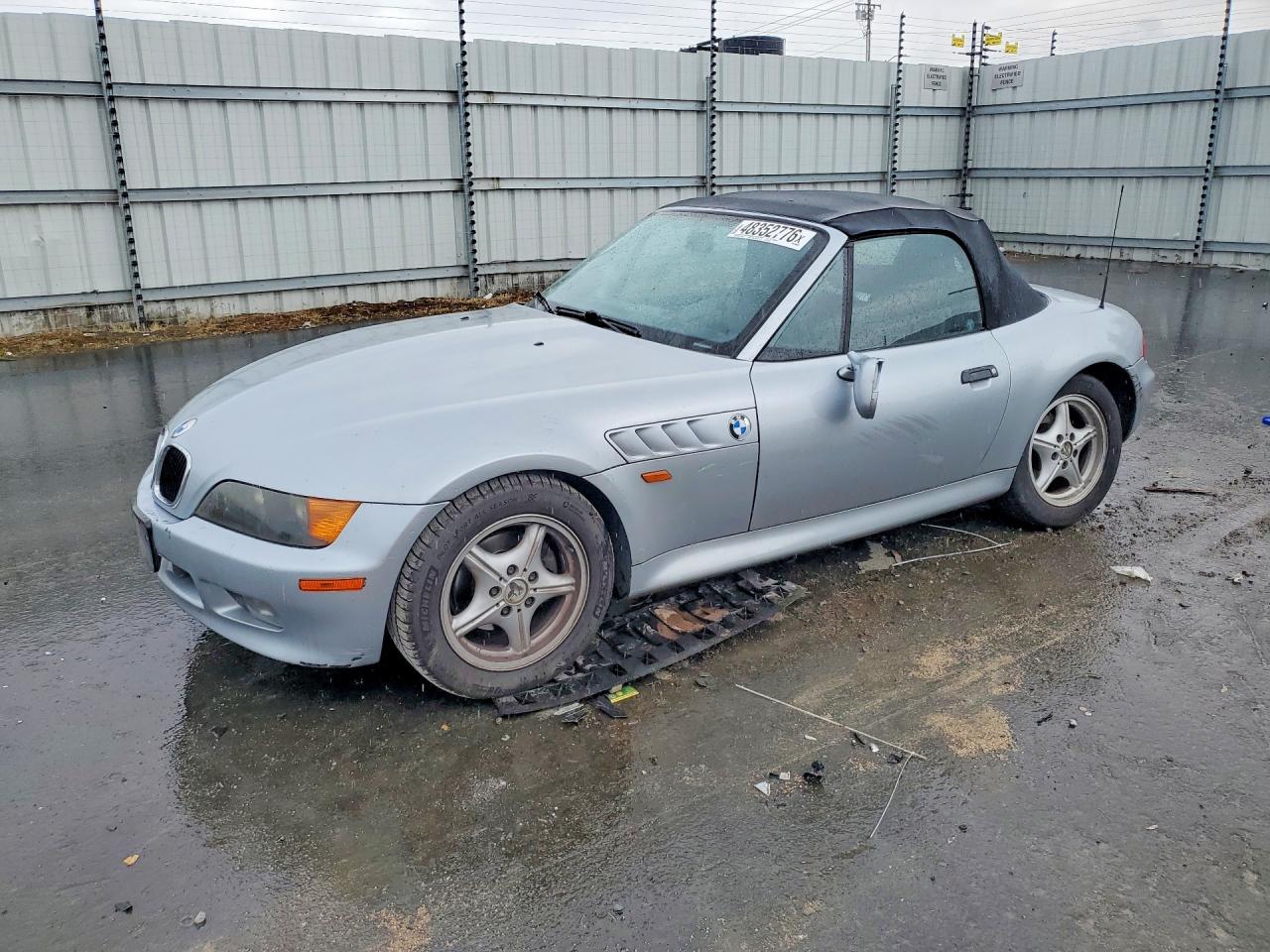 1998 BMW Z3 1.9 | 4USCH7339WLE10157 | UPCARS